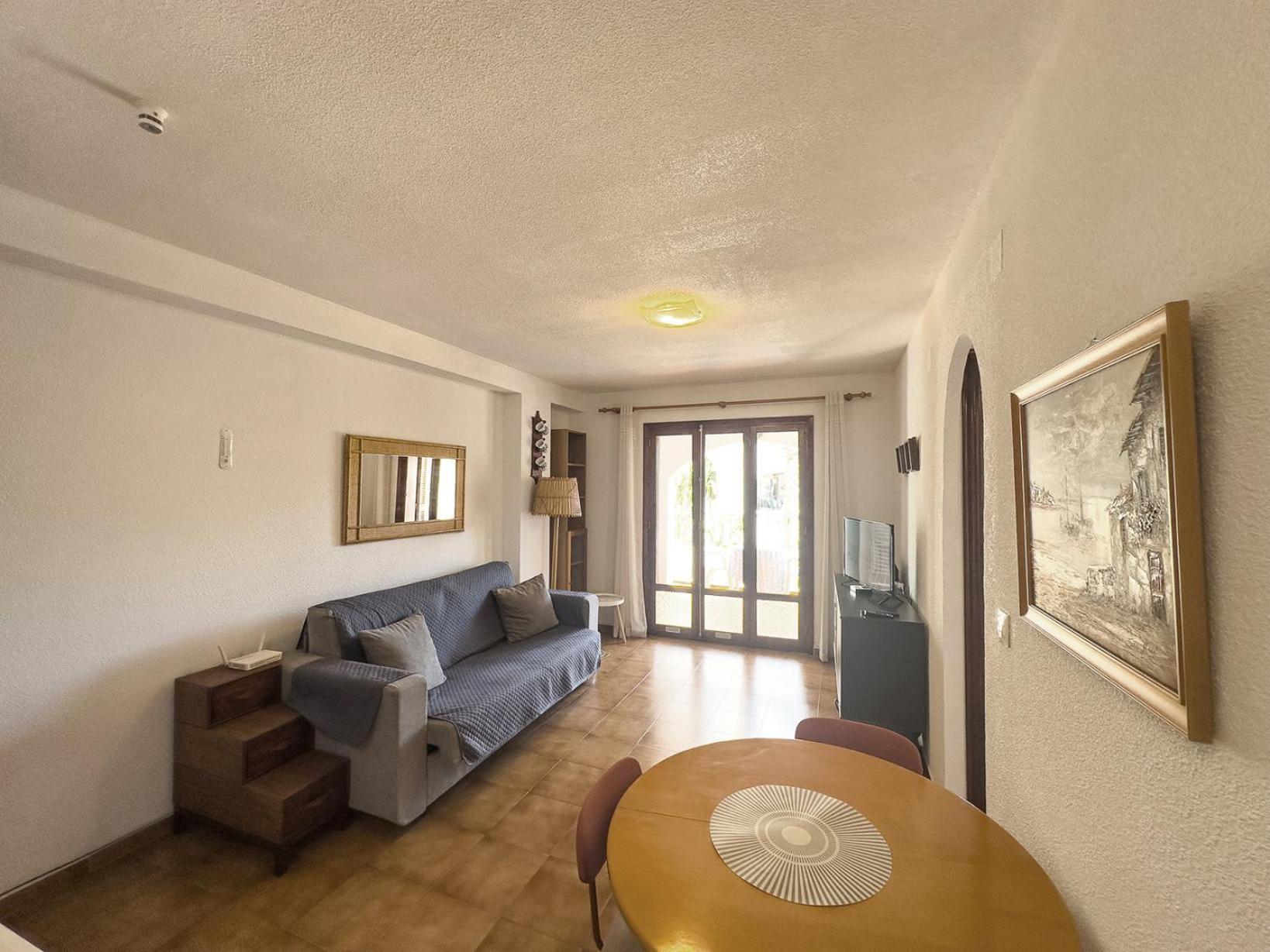 Residential With Pool, 500 Meters To The Beach أوريويلا المظهر الخارجي الصورة