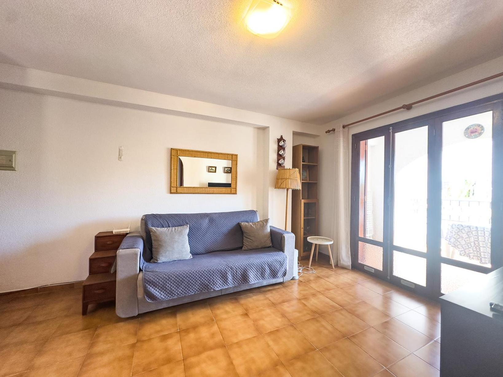 Residential With Pool, 500 Meters To The Beach أوريويلا المظهر الخارجي الصورة